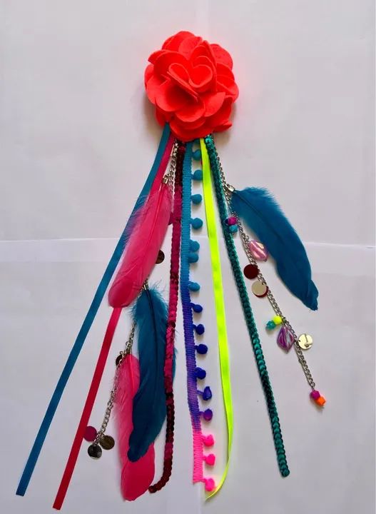 Acessório de cabelo com plumas e flores, adereço de carnaval 2025 - Foto 5