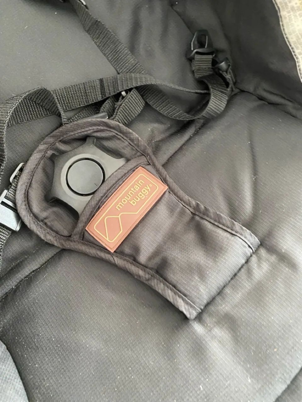 Carrinho de Bebê Dobrável mountain buggy  - Foto 3