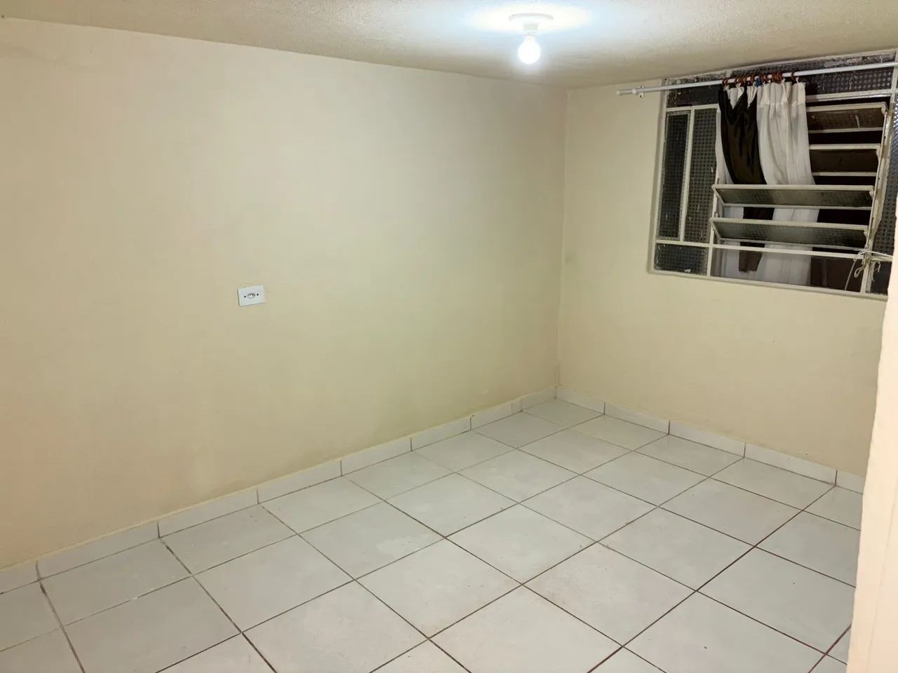 Alugo DOIS CÔMODOS jd ideal  - Foto 2