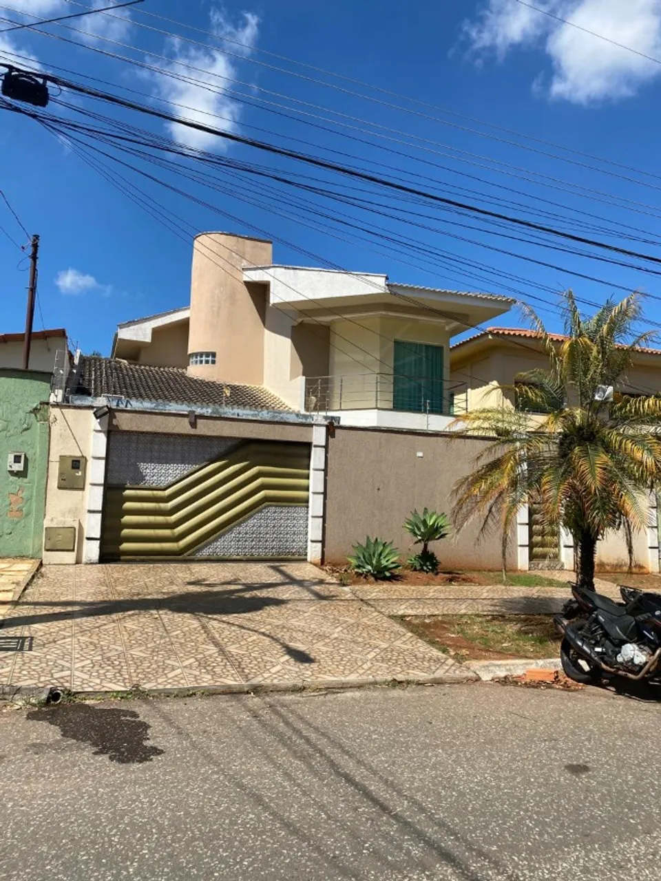 SOBRADO NOVA SUICA, JARDIM AMERICA, SETOR BUENO, 4 QUARTOS, 5 QUARTOS