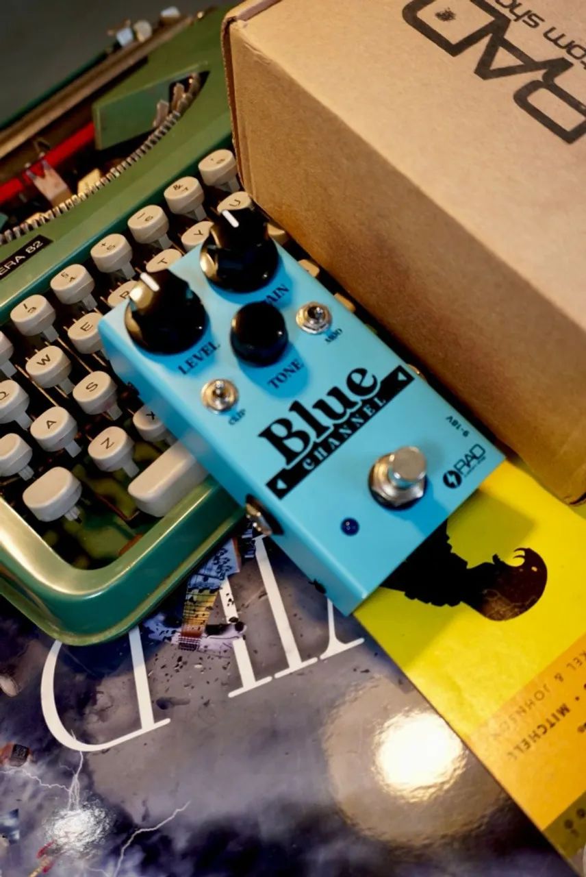 Pedal Rad Custom Shop Blue Channel  