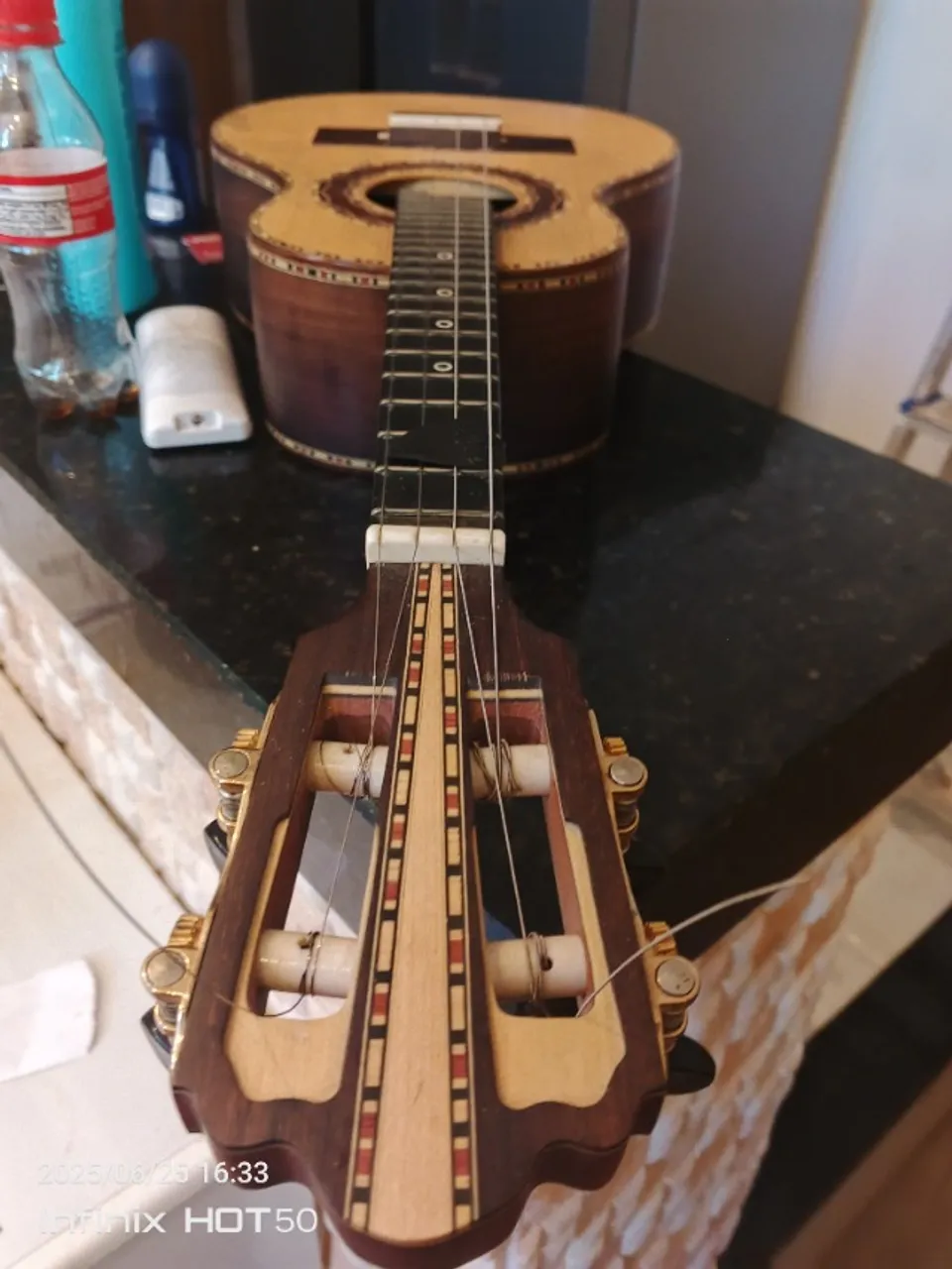Cavaquinho top de linha 2100 reais jefesson barros . Jacaranda