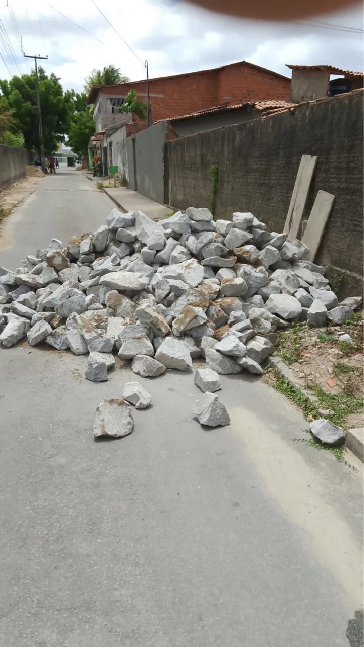 Pedra de alicerce 
