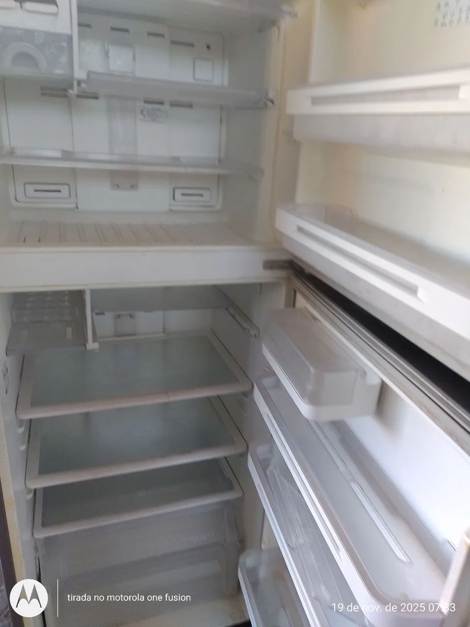 REFRIGERADOR ELECTROLUX DF51 220V - Foto 3