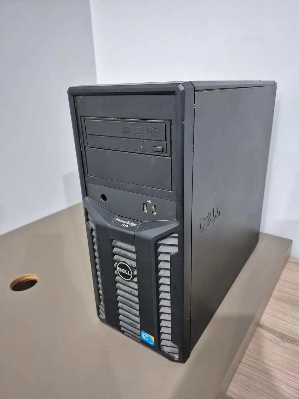 Servidor Dell PowerEdge T110