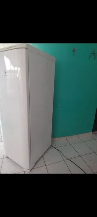 Geladeira Electrolux Branca frost free  - Foto 2