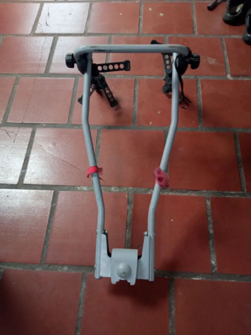 Porta bicicleta para carro - Foto 2