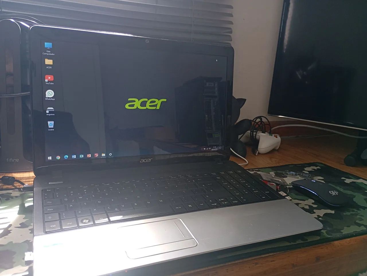Notebook Acer 8GB memória RAM, SSD 256 GB ,HD 1 TERA