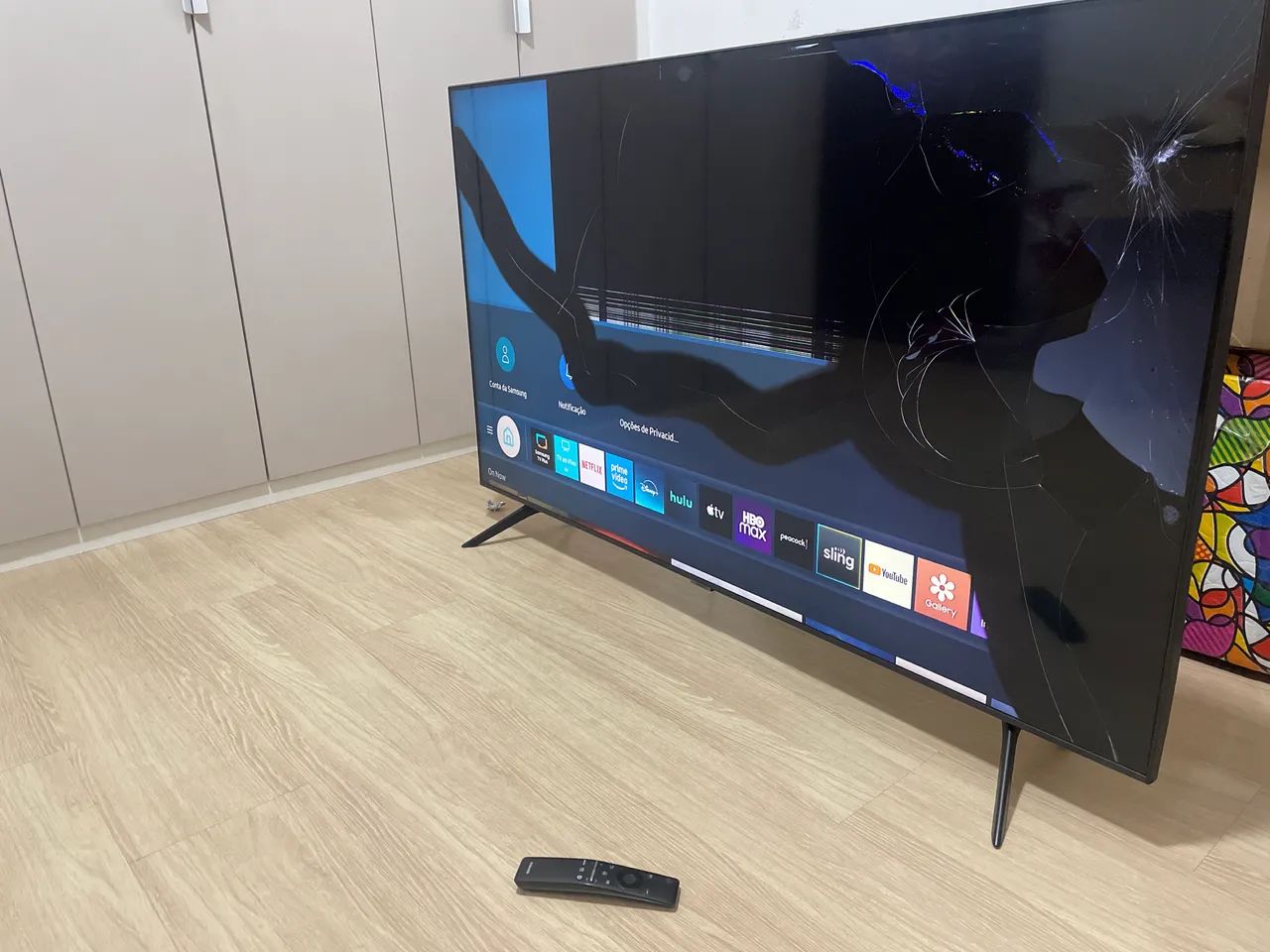 Smart TV Samsung 58 polegadas Modelo UN58TU7020G com tela quebrada!