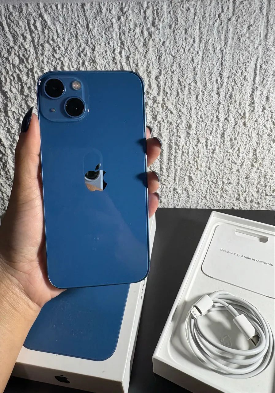 iPhone 13 256GB Azul - saúde da bateria 100% - Celulares e