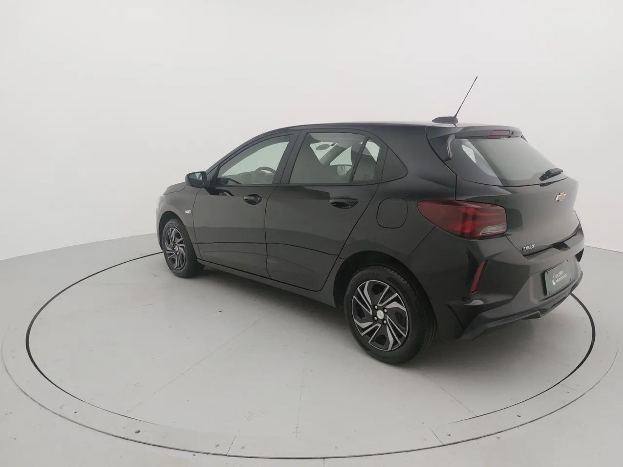 Chevrolet Onix Hatch 1.0 12V Flex Mec. 4P, foto 3 de 18