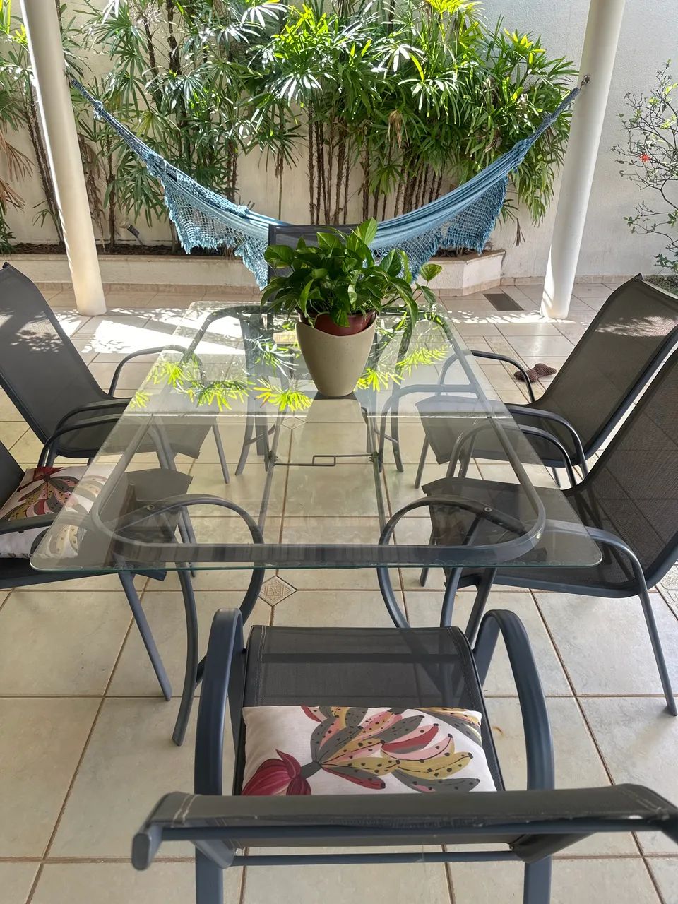 Mesa nova com cadeiras área externa - Foto 2