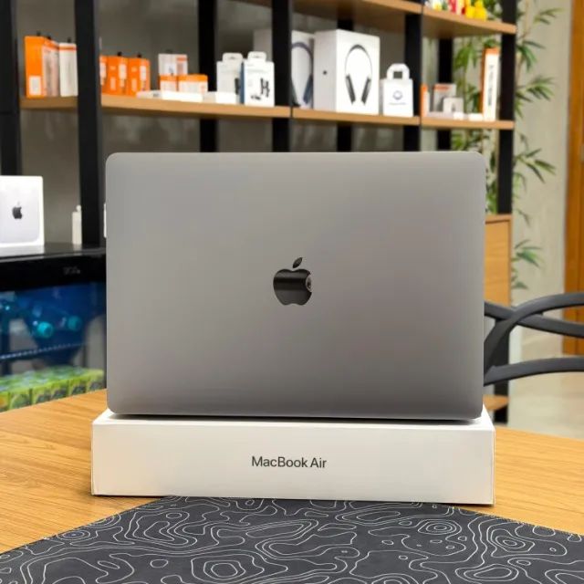 Apple MacBook Air 13インチ M1 本体 US配列 Apple Macbook Air 13” MGND3BZ/A M1 8GB SSD de 256GB Dourado (2020