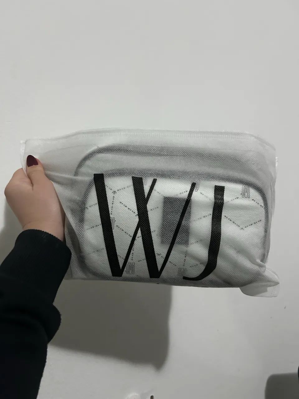bolsa wj media branca pu com monograma