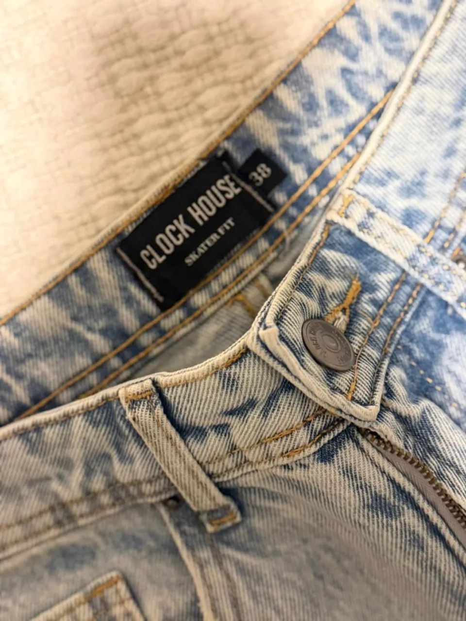 Calça jeans azul claro  - Foto 4