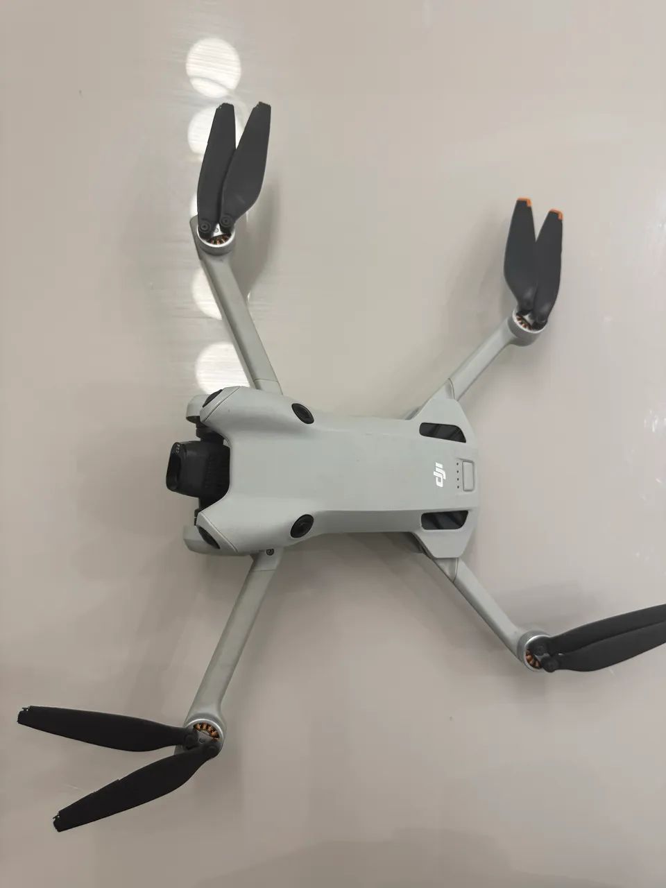 Drone Dji Mini 4 Pro Fly More Combo Dji Rc 2 Com Tela Dji043 Cinza - Foto 3
