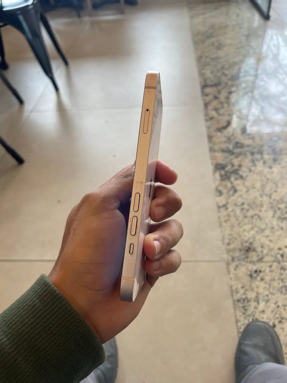 iPhone 13 usado 