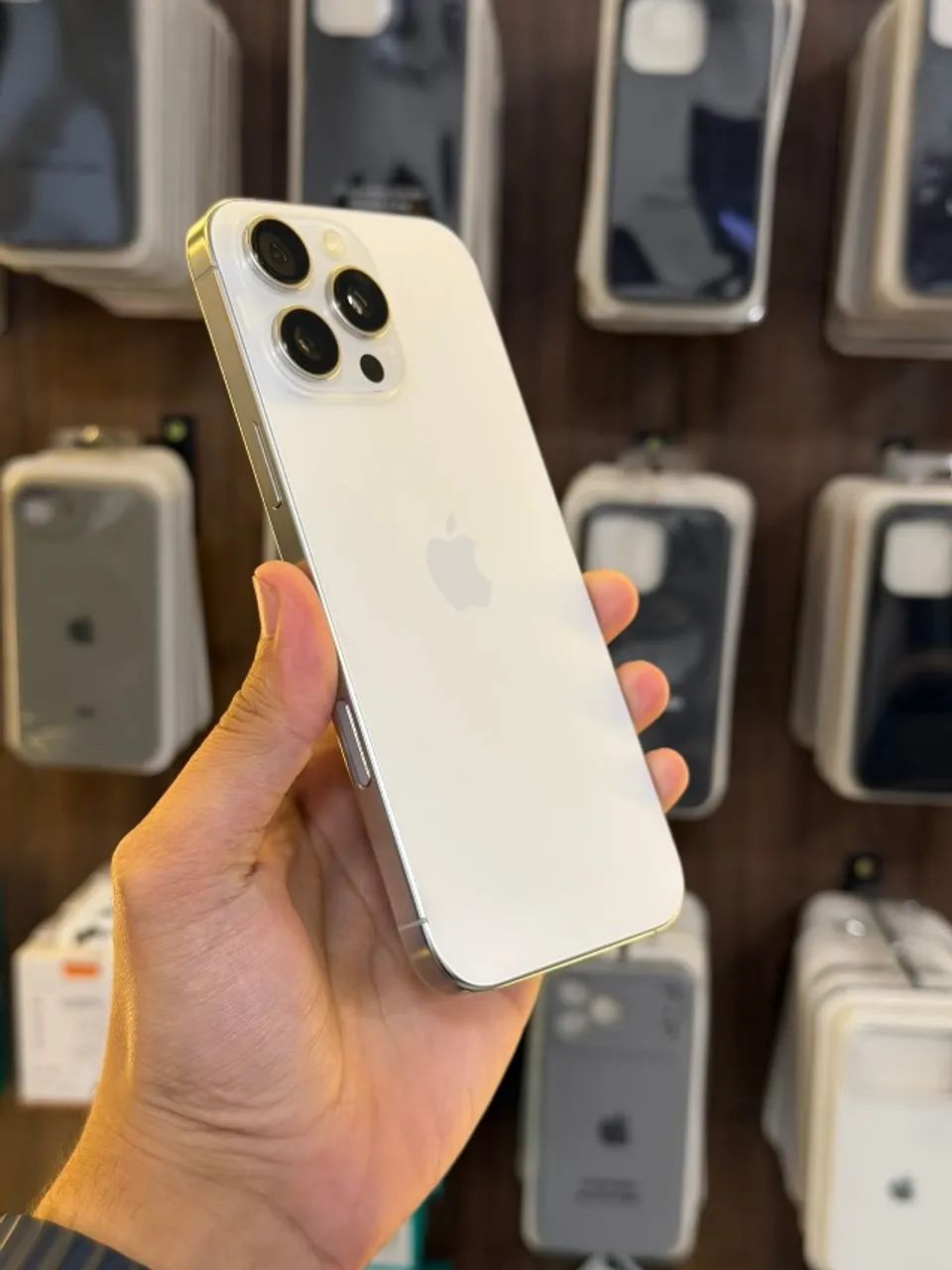 iPhone 16 pro max 256gb branco seminovo  - Foto 2
