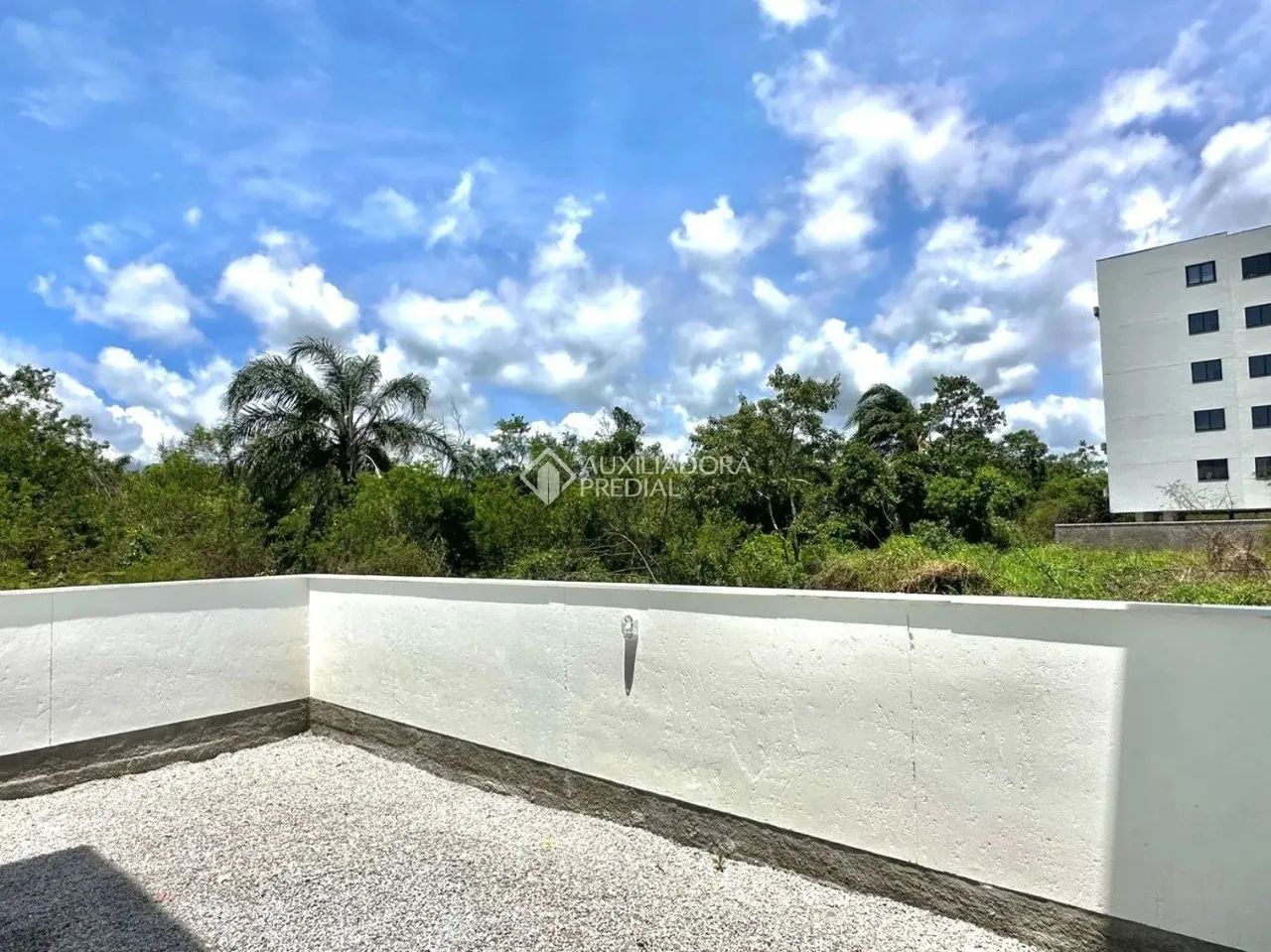 Imóvel Exclusivo com Vista para o Morro do Cambirela e 2 Suítes - Foto 5