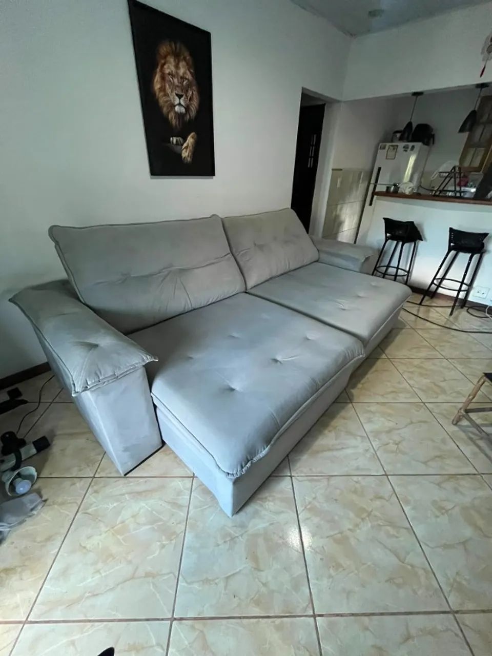 Sofá retrátil e reclinável 