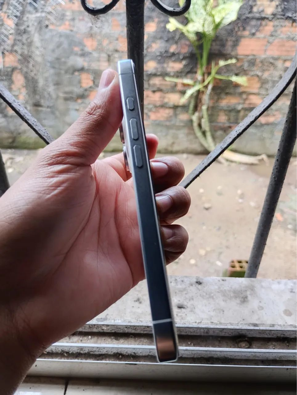 iPhone 16 pro  - Foto 3