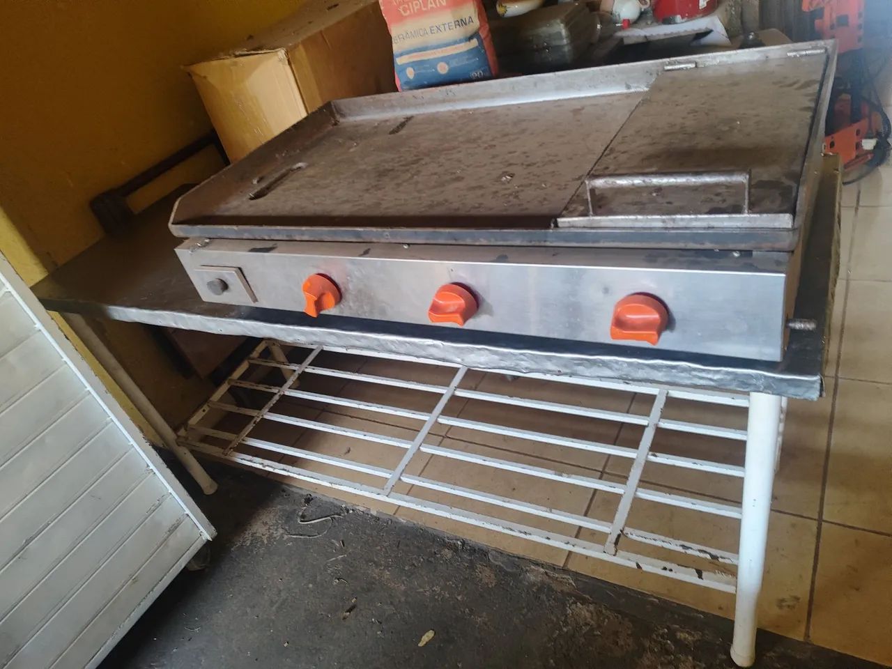 Vendo chapa e mesa inox  - Foto 3