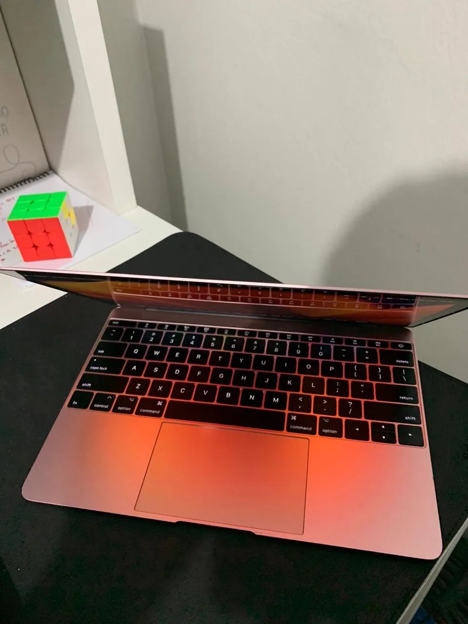 MacBook 12インチ 2017 ローズゴールド 8GB/256GB Apple、Skylakeを搭載した12インチMacBook ～ローズゴールド色追加