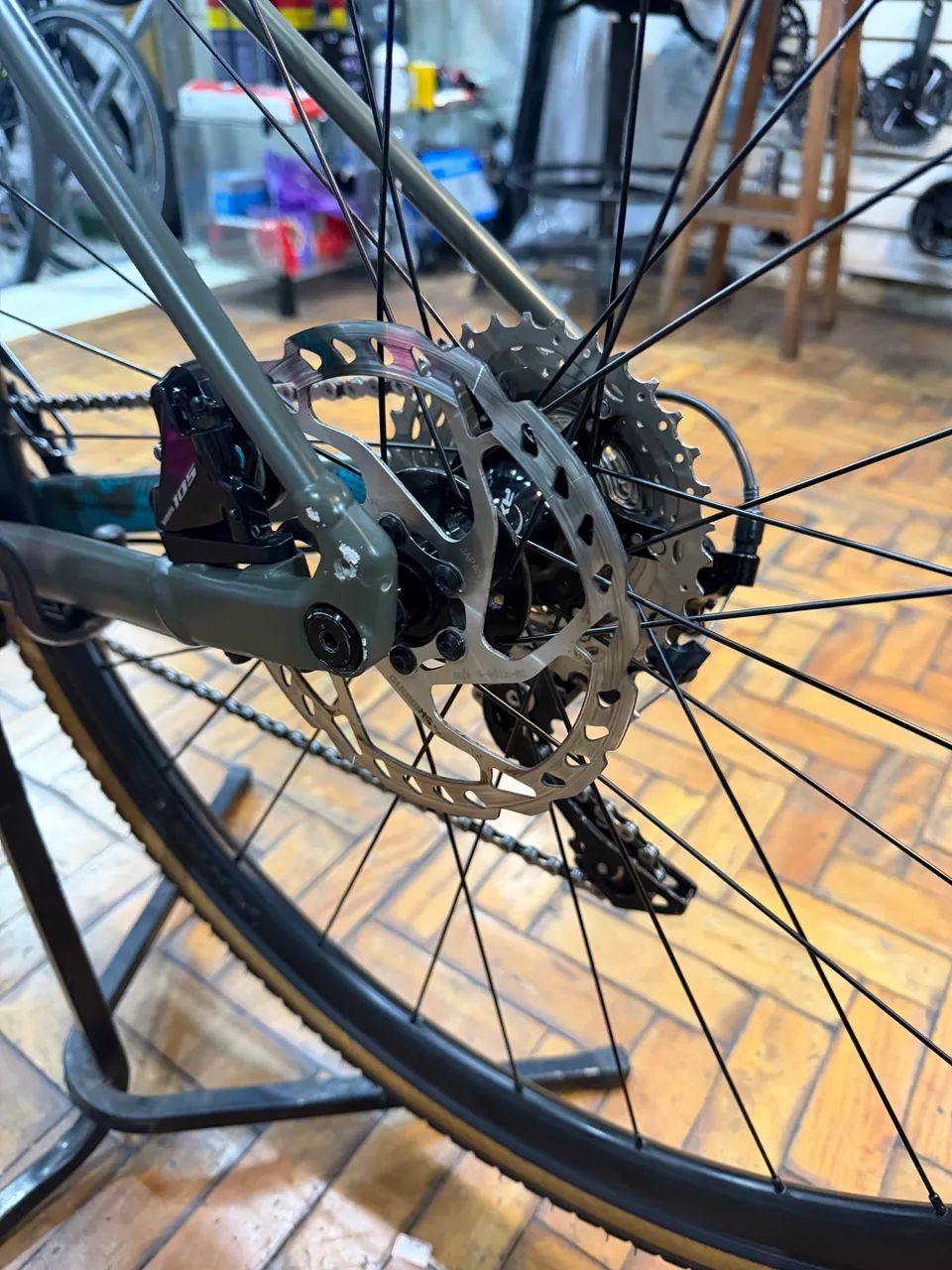 Bicicleta Specialized Diverge Shimano 105 - Foto 6