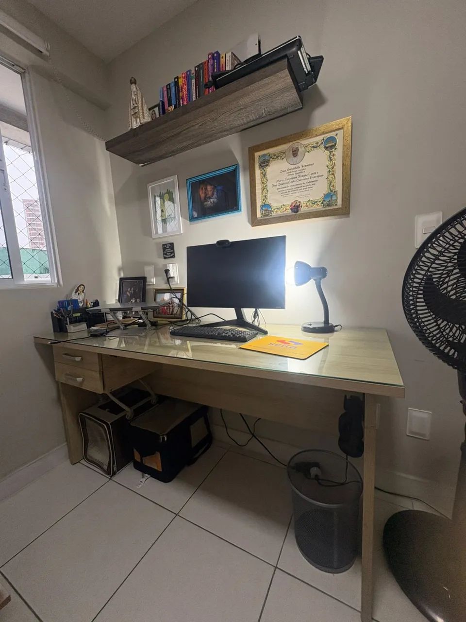 MESA DE ESCRITÓRIO COM VIDRO - Foto 3