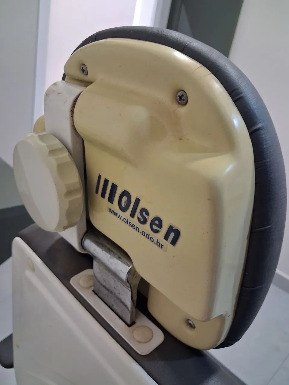 Vende-se cadeira oftalmologista da marca olsen, 2500$ 