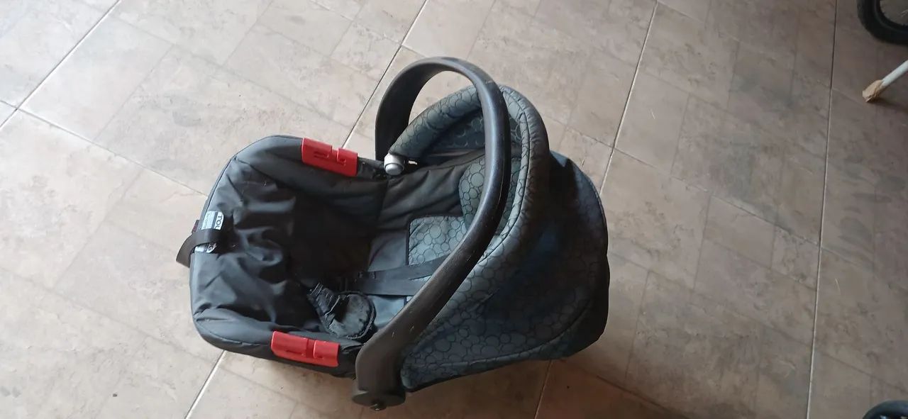 Carrinho de bebê + bebê conforto - Foto 2