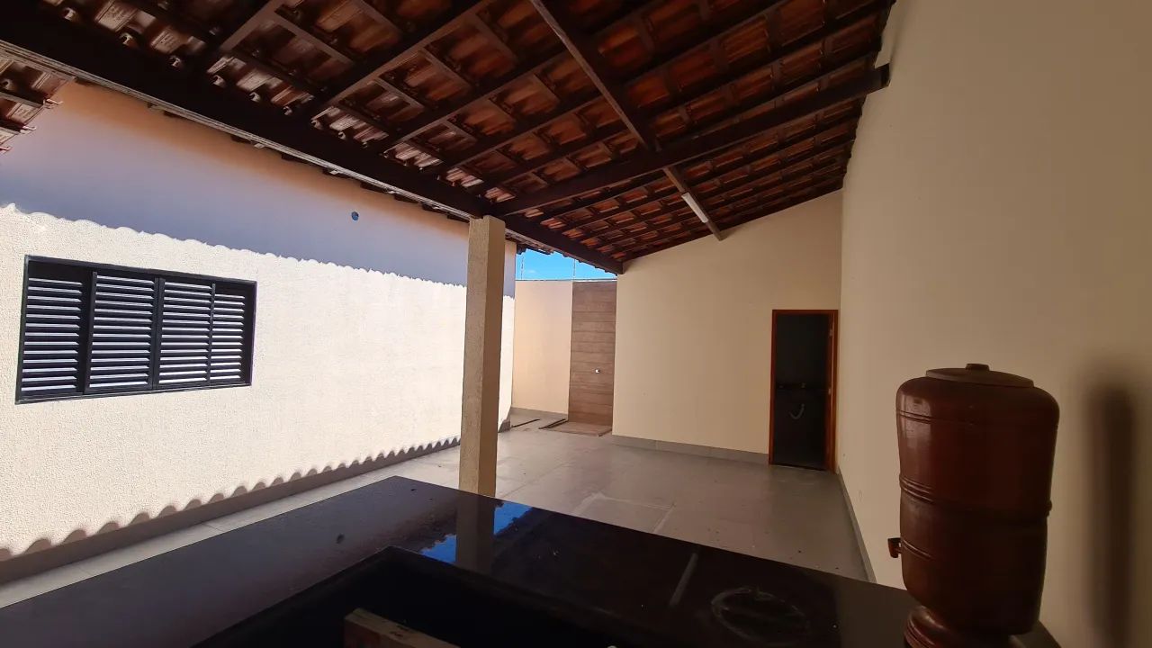 Nova Uberlândia, Casa Recém Reformada, 3/4, Varanda, Estuda Permuta - Foto 5