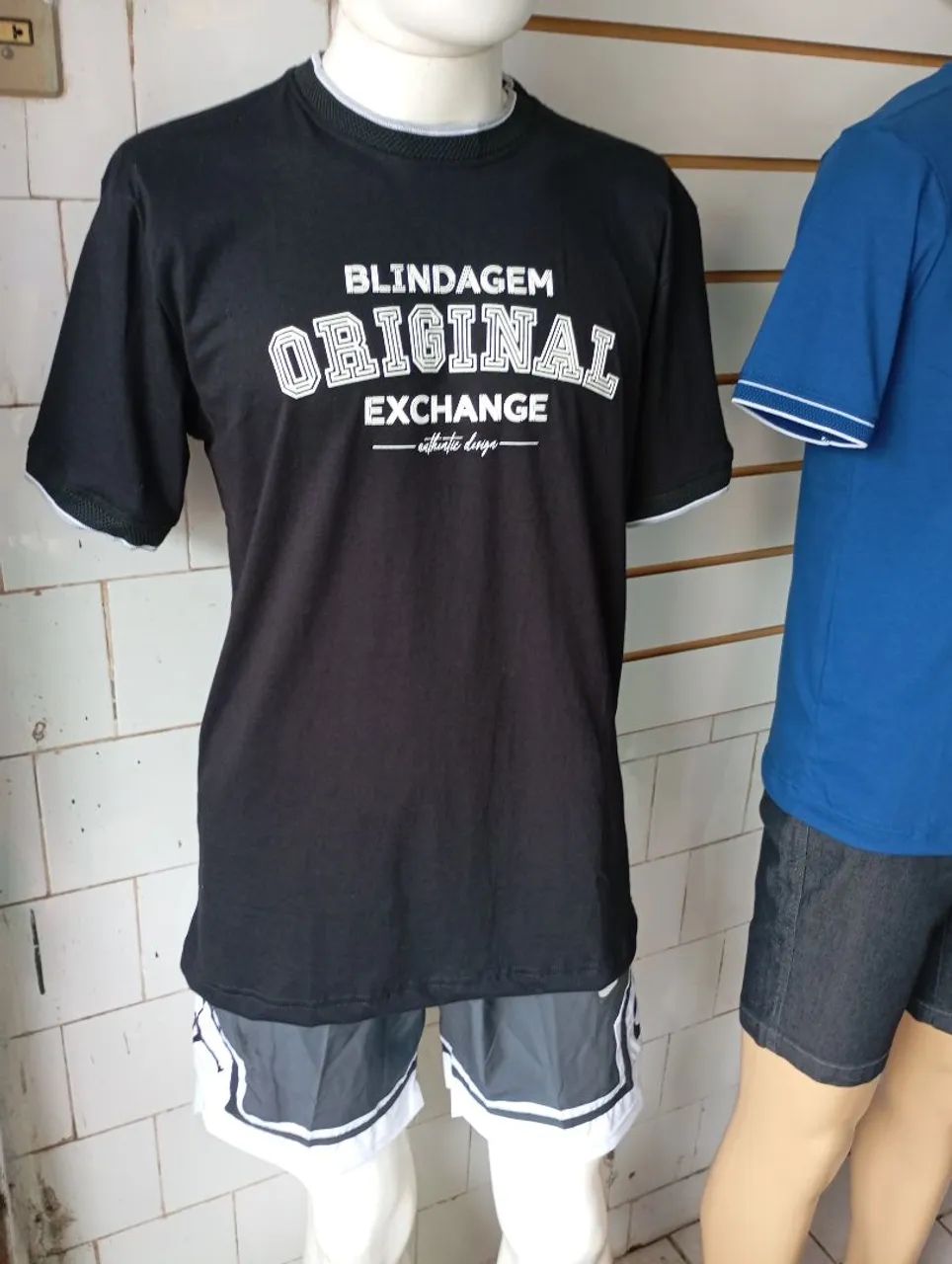 Camisas e Bermudas  - Foto 2