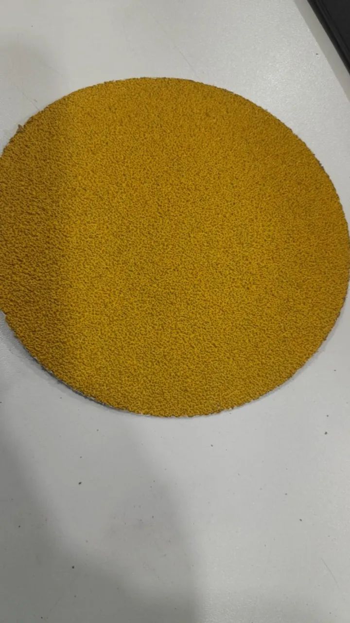 disco de lixa com sistema autoaderente (tipo Fixa Fácil/velcro), P40 medindo 5 polegadas  - Foto 2