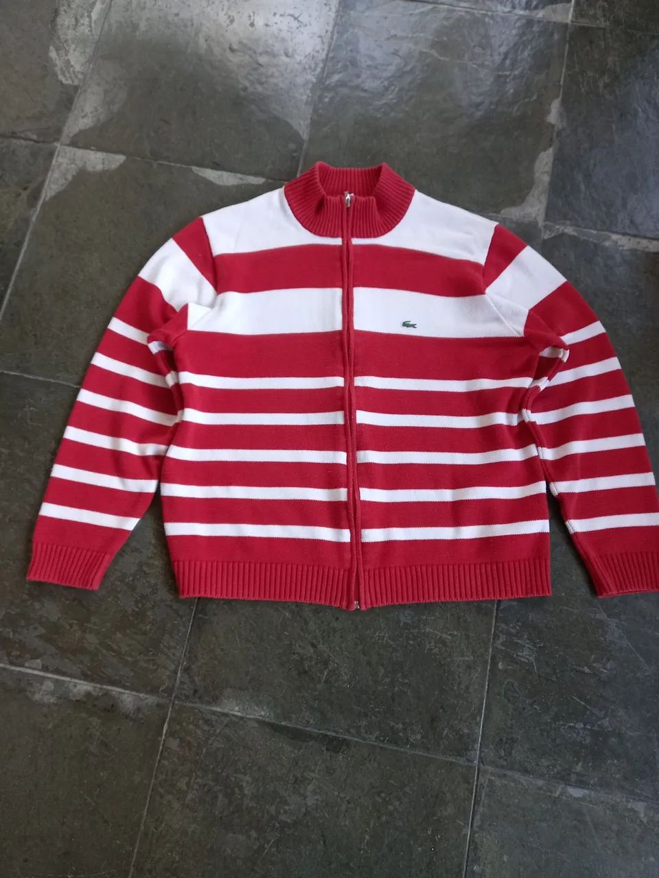 Lacoste Casaco creche impecável tamanho 5