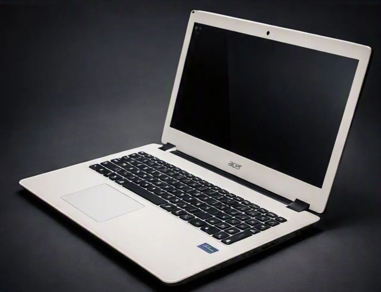 Notebook ACER Excelente para estudos, trabalho e lazer.