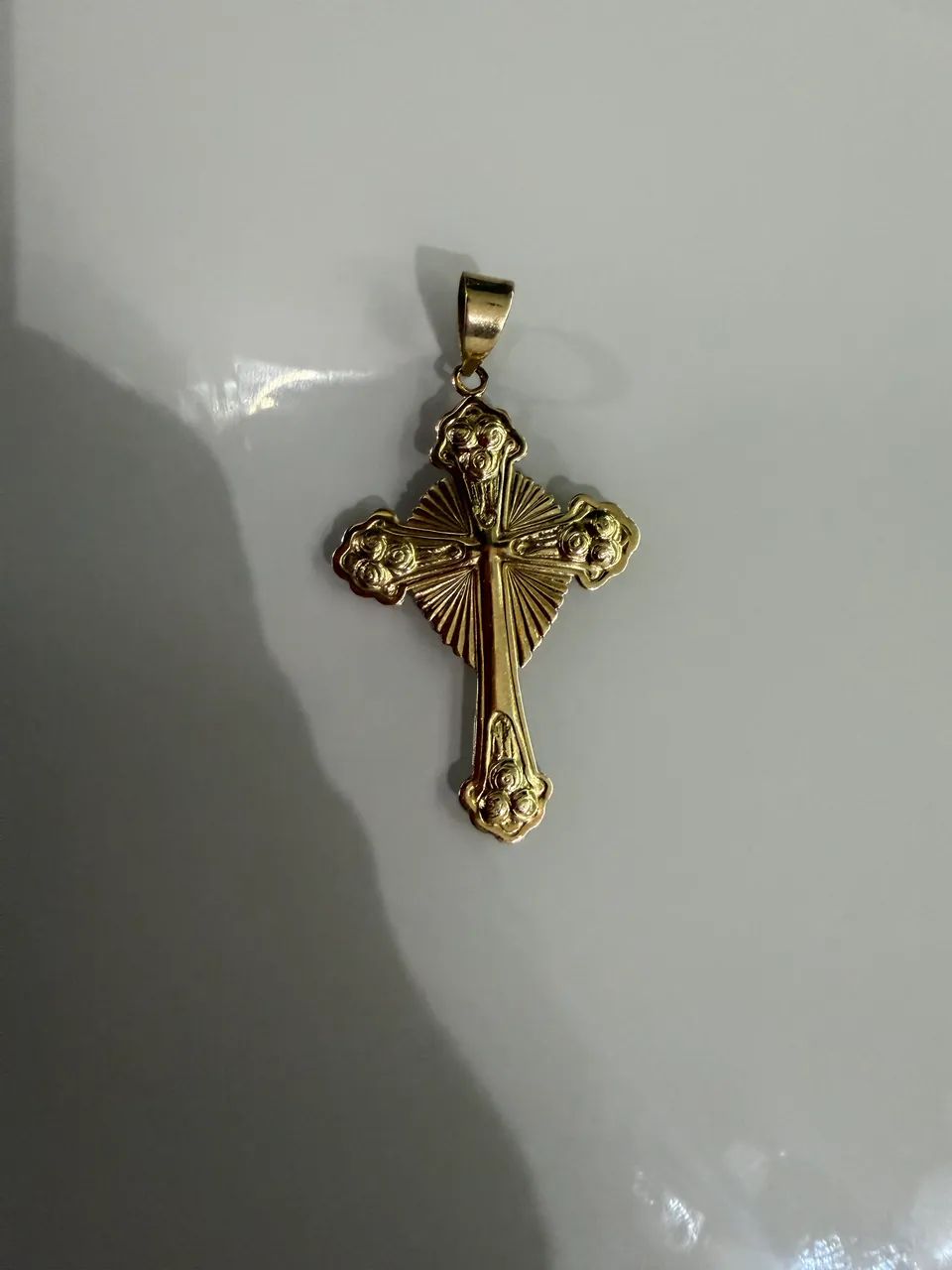 Crucifixo de ouro 18k