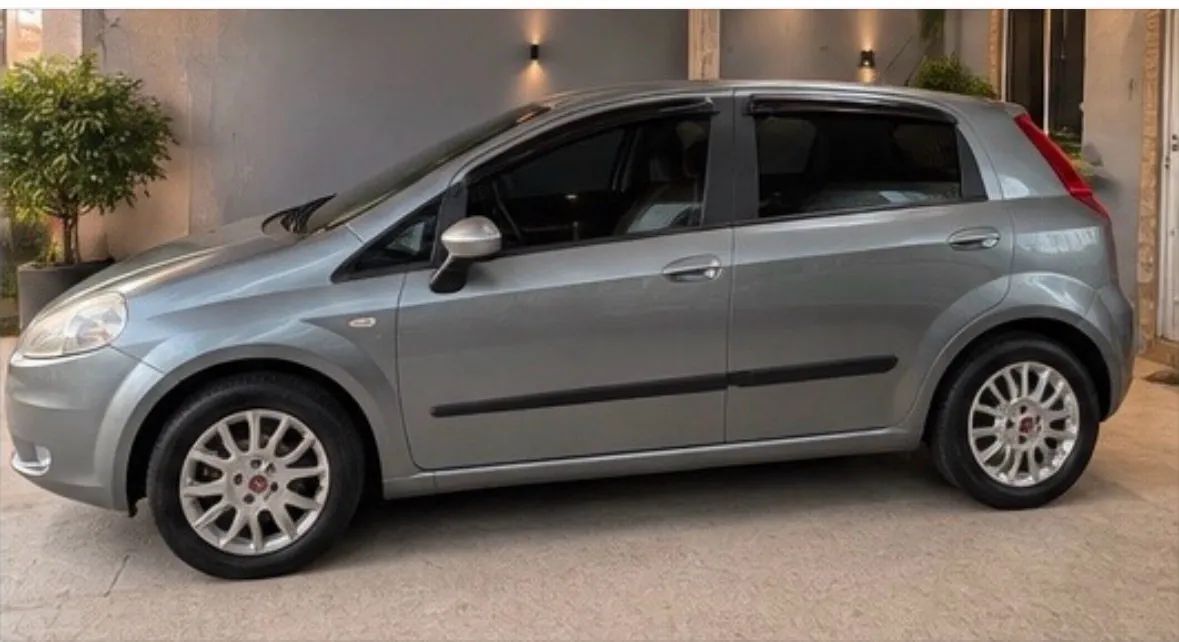 Fiat Punto 1.4 FIRE FLEX 8V 5P 2010