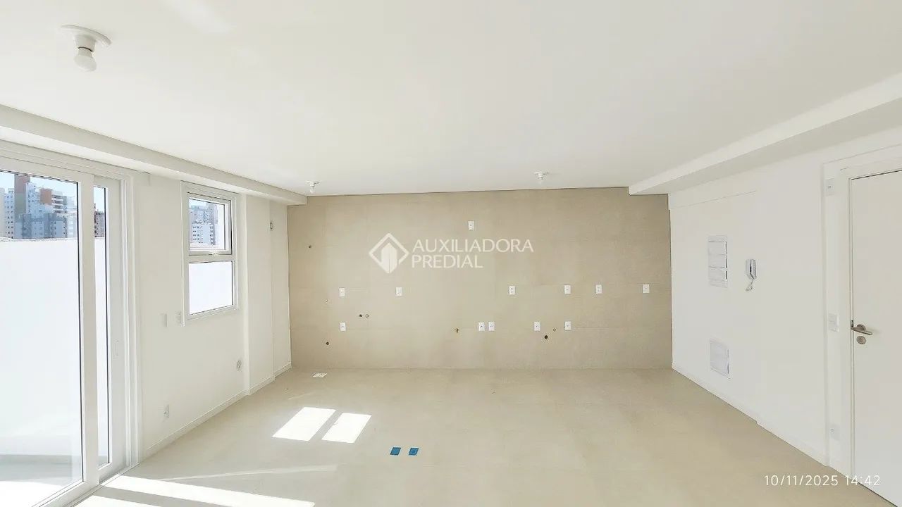 Apartamento Studio à venda no Centro, 58m² com 1 dormitório/quartos disponíveis. - Foto 2