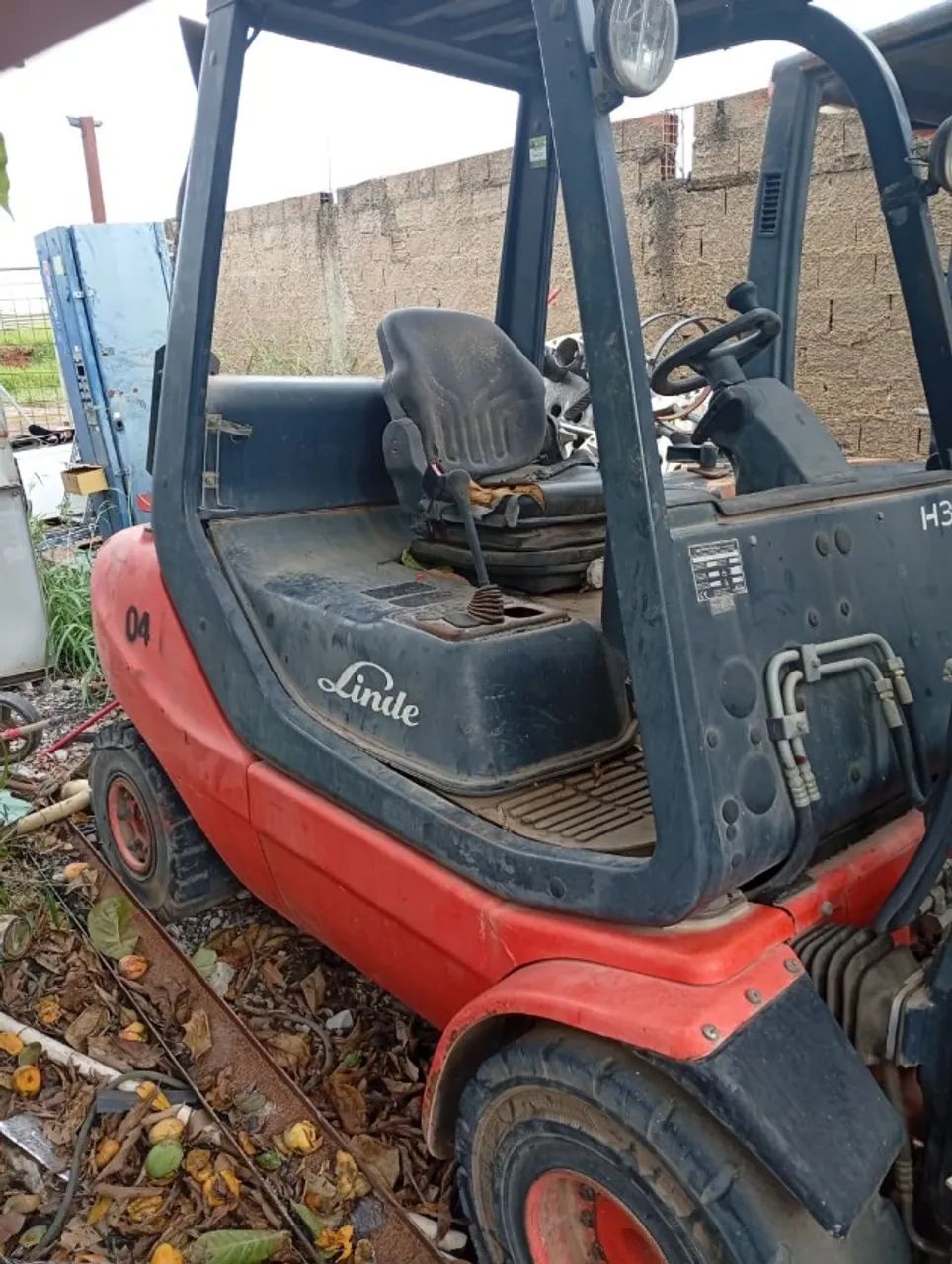 Empilhadeira marca Linde 3 Toneladas Ano 2012 Modelo H30T-05 - Foto 3
