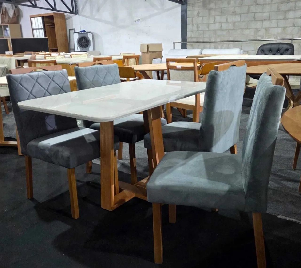 Mesa de jantar com 4 cadeiras  - Foto 2
