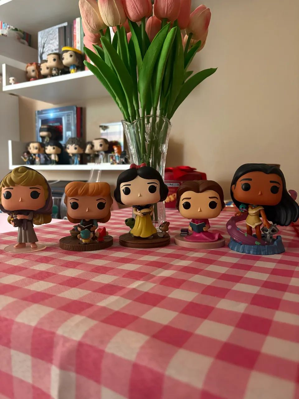 5 Funkos Princesas Disney (com caixa)