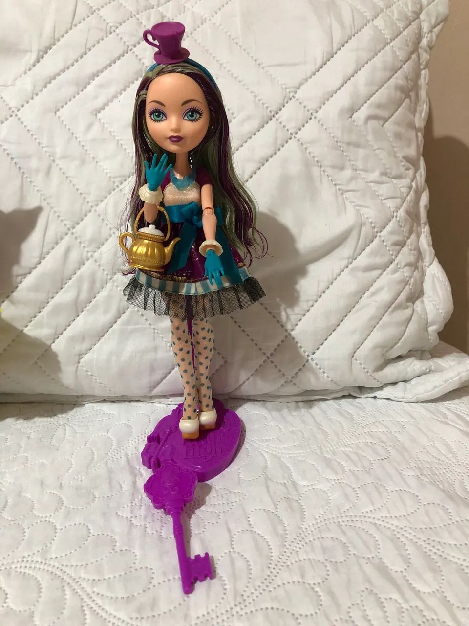 Boneca Ever After High Madeline Hatter