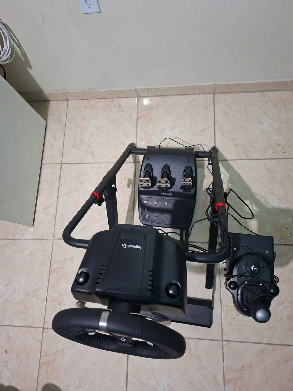 Kit volante Logitech G920 com câmbio e suporte (cockpit) - Foto 3