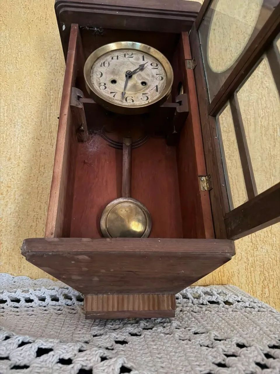 telefone de parede antigo
