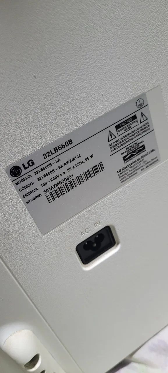 TV LG 32 POLEGADAS ( COM DEFEITO) - Foto 2