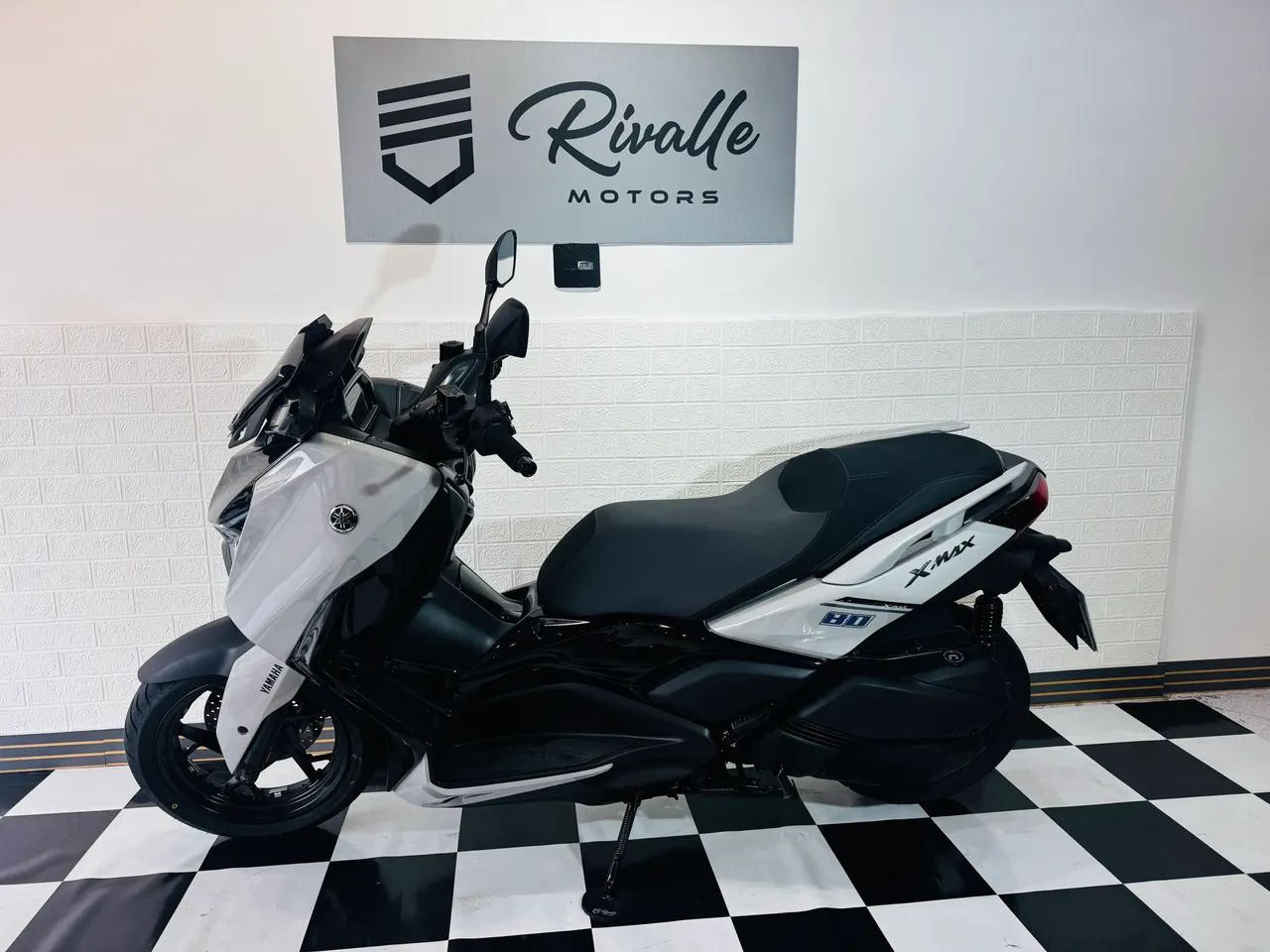 YAMAHA XMAX CONNECTED 