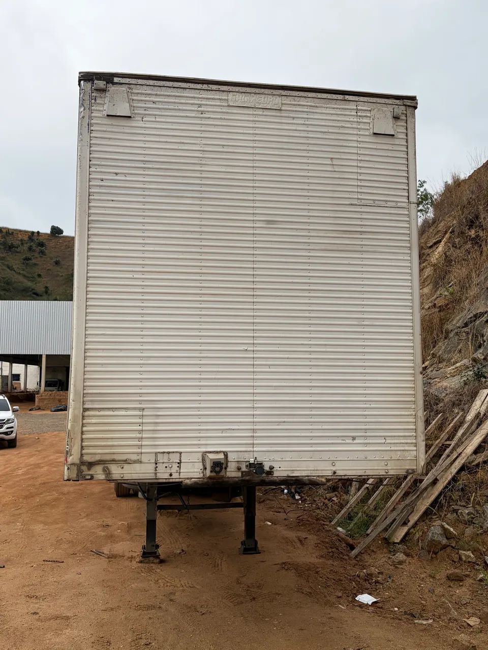 Carreta Guerra 28 Pallets  - Foto 4