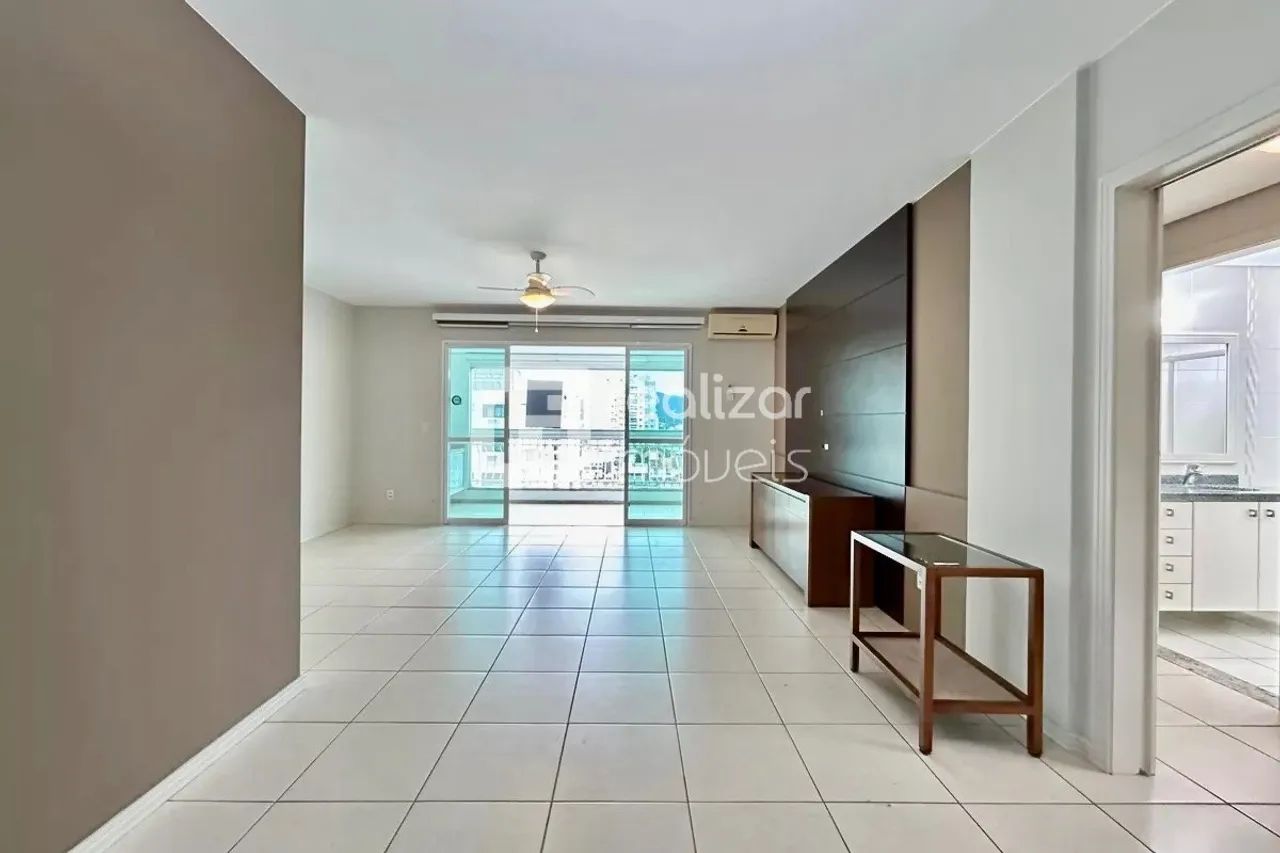 Apartamento 3 quartos no bairro Agronômica Florianópolis