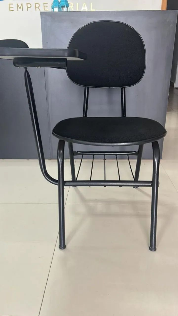 Cadeira escolar